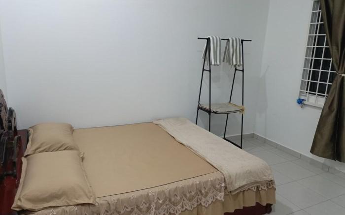 Ziroz Homestay Murah Melaka Town, Budget Stay