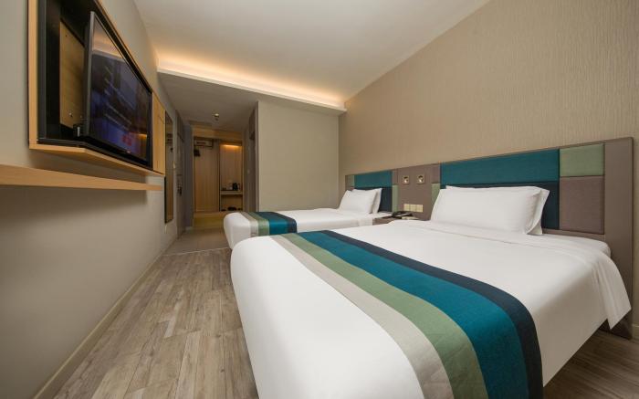 Home Inn Style Jiangyan Pedestrian Street