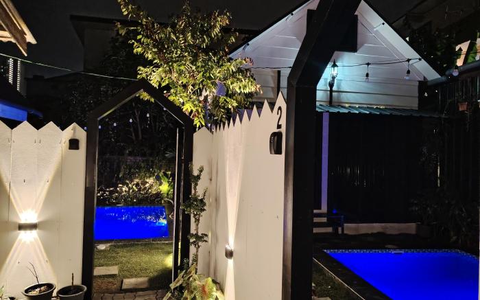 Tinyloft private pool kl M1