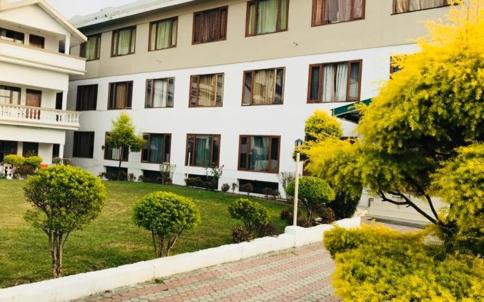 Fresco Hotel and Residences 