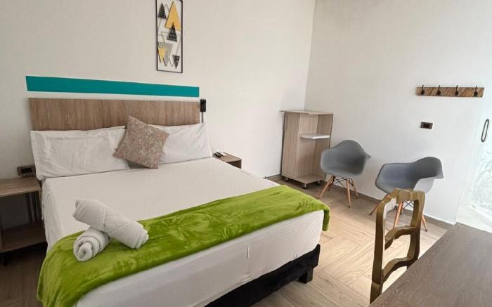 HOTEL CASA VECCHIA - San Antonio - Cali