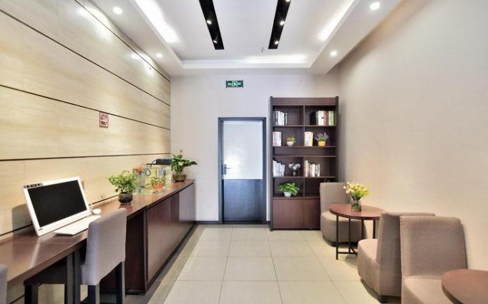 Home Inn Ruibai Cloud Kunming Dianmian Avenue West Station