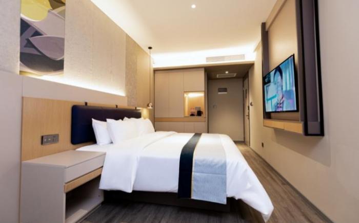 Home Inn Style Yinchuan High-speed Railway Station Xinhuolian Plaza