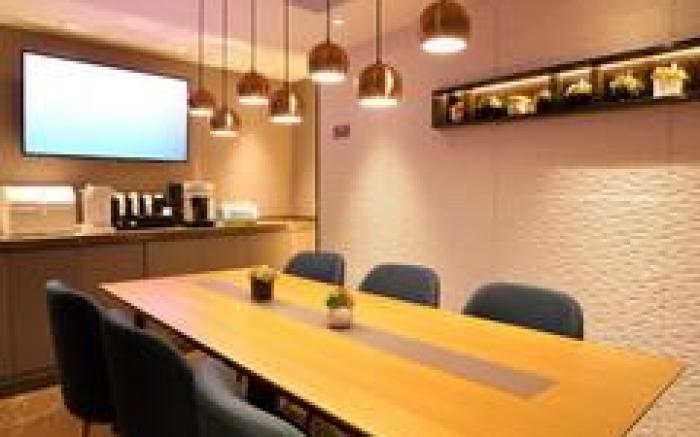 Home Inn Style Shunde Daliang Qinghui Garden Fengcheng Food City