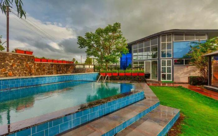 Luxury Glass House @ Pawna Lake