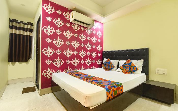 FabHotel Deep