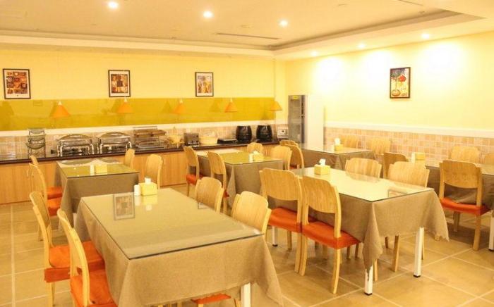 Home Inn Dezhou Yucheng Dongfang Building