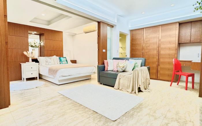 Live in Taipei’s Style District | Near MRT & 101