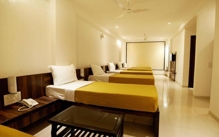 Hotel G-Square Shirdi