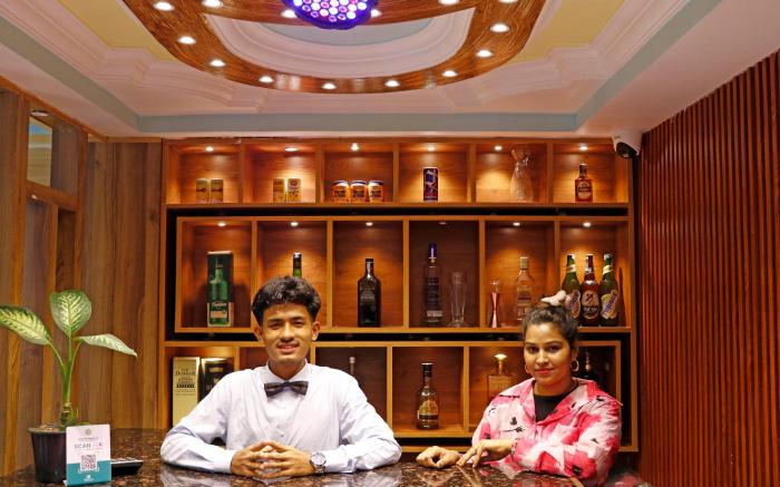 Hotel Five Season Inn