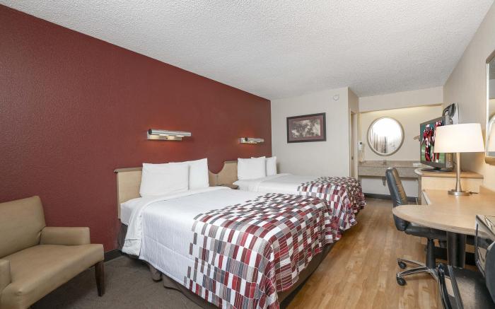 Red Roof Inn Detroit - Roseville/ St Clair Shores