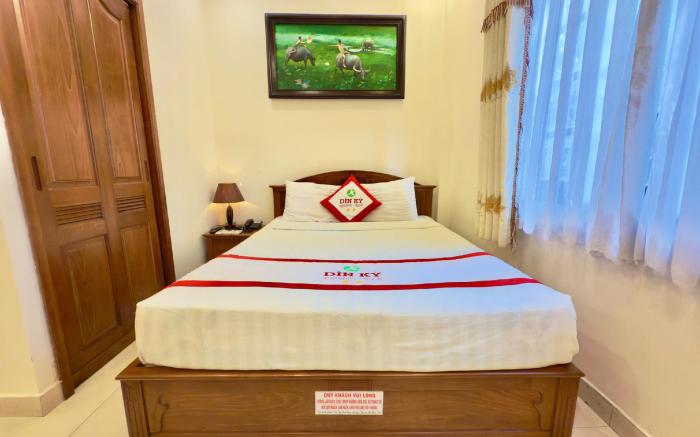 Khach San Din Ky Cau Ngang Binh Duong