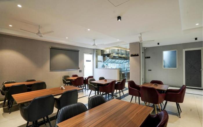 YStays by Lime Tree Hotels N/B Greater Noida Expo 