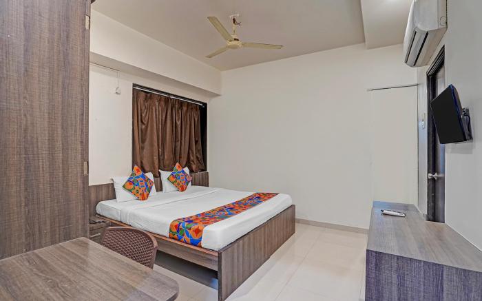 FabHotel Royal Inn I