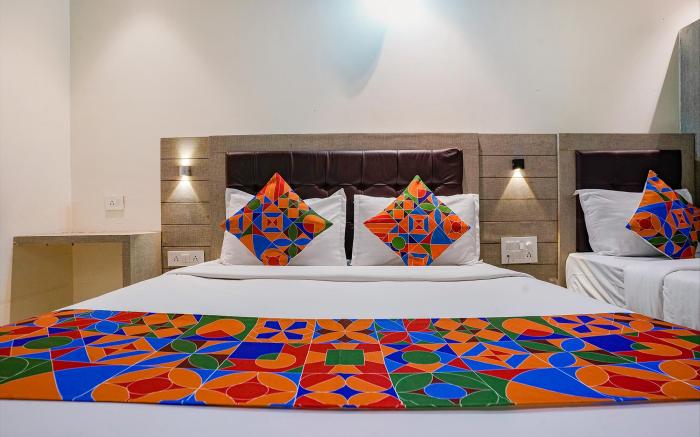 FabHotel New Prince Palace