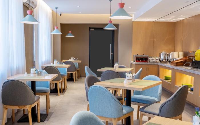 Home Inn Neo Hohhot Nanma Road Xinhua Plaza Metro Station