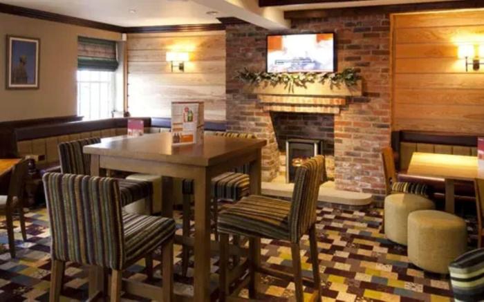 Premier Inn Halifax South