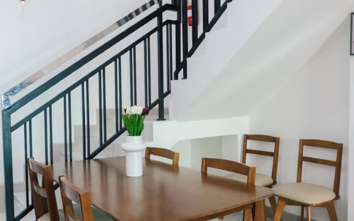 Free Netflix 2BR/ 8 Pax  6Mins to Lee Garden