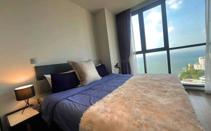 Breath Taking Sea View - Luxury Living
