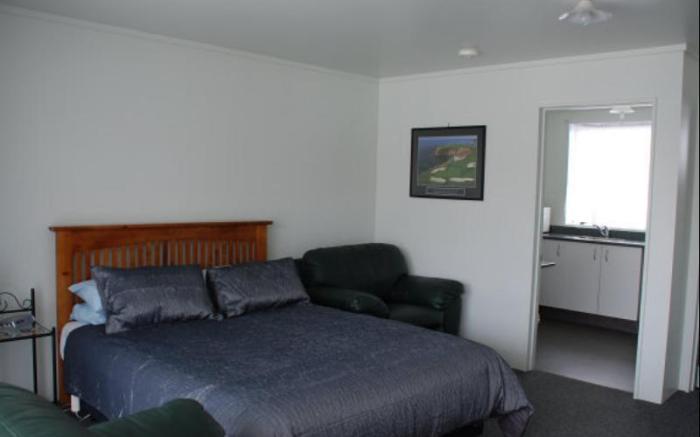 Charlton Motel