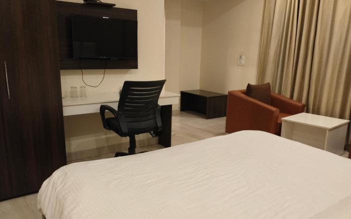 Hotel LUX by Heavenn