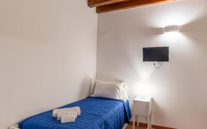 Elsa d'Ortigia - I TRE ARCHI