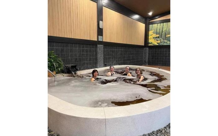 Khoang nong Lynn Times Thanh Thuy Phu Tho Hotels 35 tang & villas