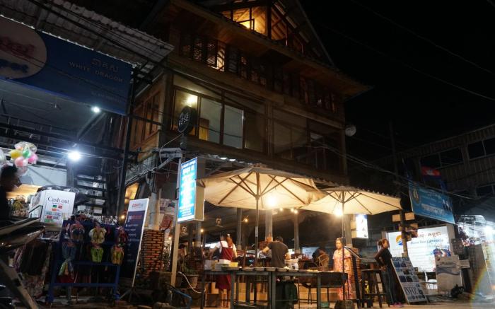 White Rose Guesthouse