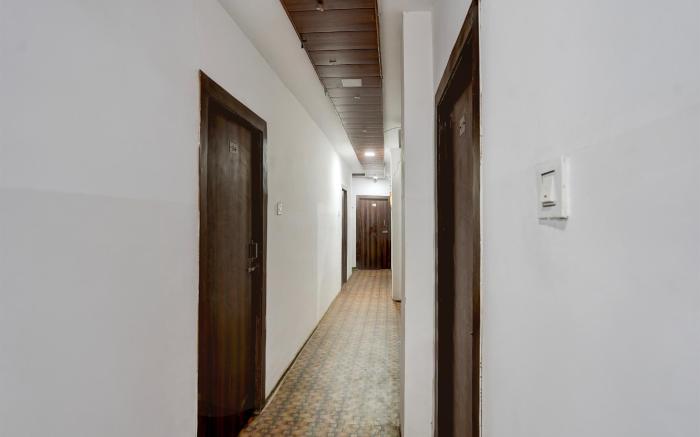 Hotel O Green Park Guest House