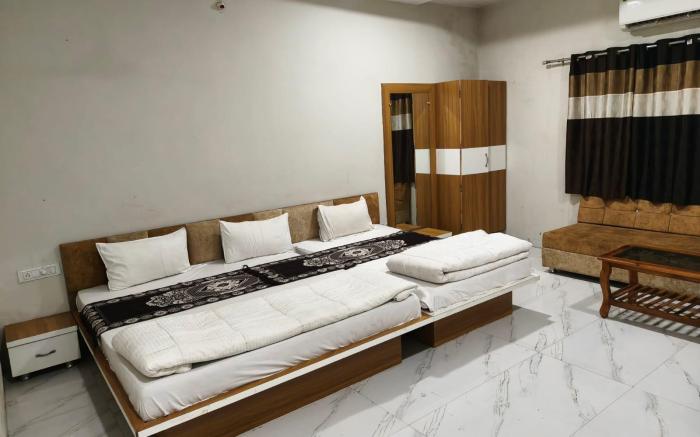 Anmol Hotel and Resort