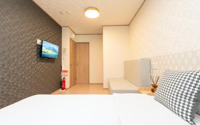 関空すぐ｜泉佐野駅6分｜新築・家電充実｜快適ステイ｜最大６名