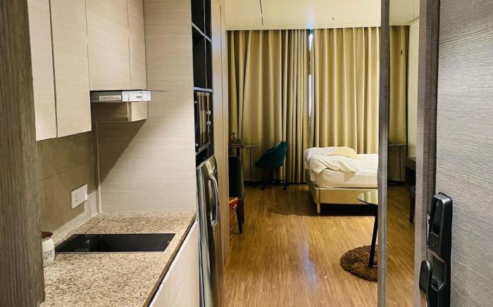 Skyline Stay Style Meets Comfort