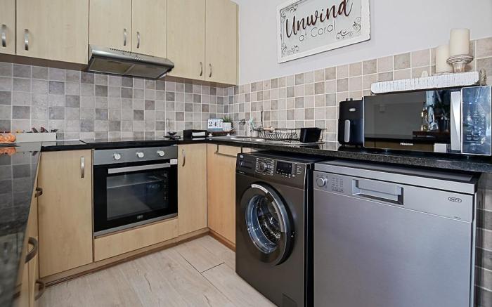 Unwind at Coral Bloubergstrand - Beachfront