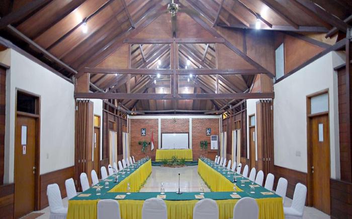 Citra Cikopo Hotel