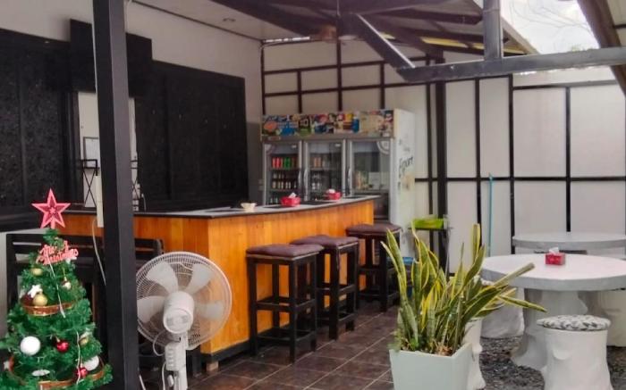 Economy double room with fan only and external bathroom facilities