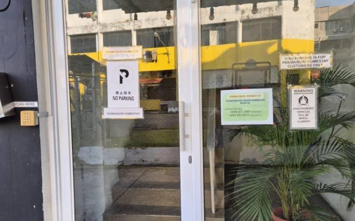 Ixora Homestay by D'Keduit