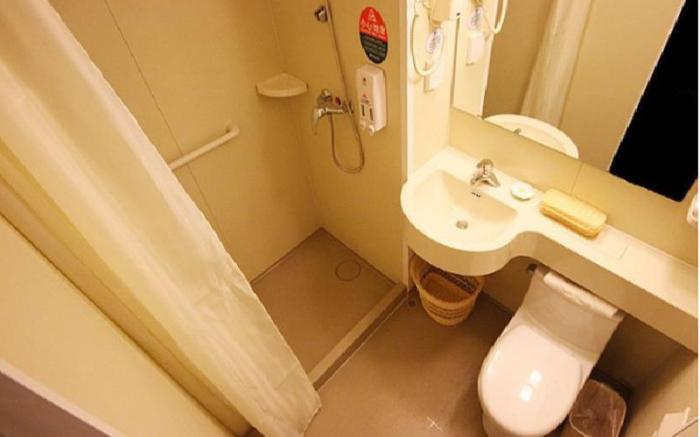 GreenTree Inn Qingdao Jiaozhou Bus Terminal Station Haier Avenue Express Hotel