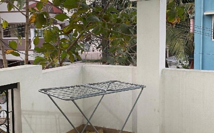 [RED0] - Calm 1 BHK + Fun Pool. Gr8 City Break!