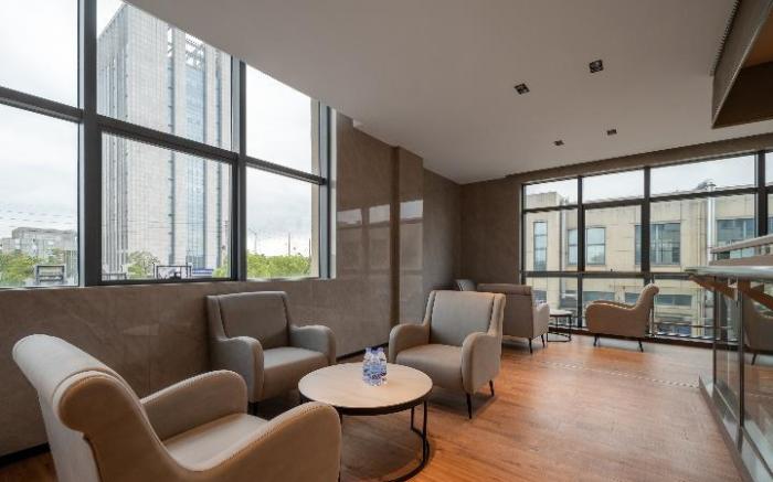 Borman Hotel Nantong Suxitong Binjiang