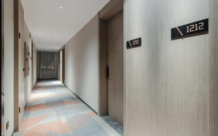 Borman Hotel Guigang Gangnan Government Affairs Center High-speed Railway Station