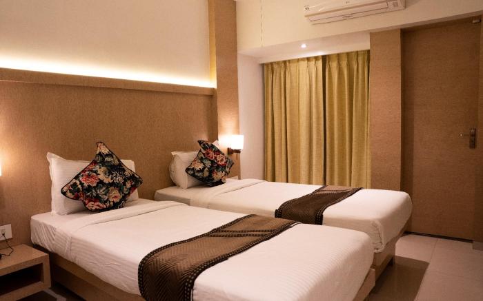 Gold Crest Business Hotel