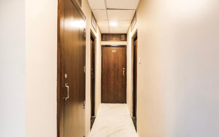 Hotel O Royal Palace Inn