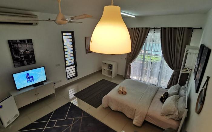 Pool Side View Urban 360 Studio by La Ritz