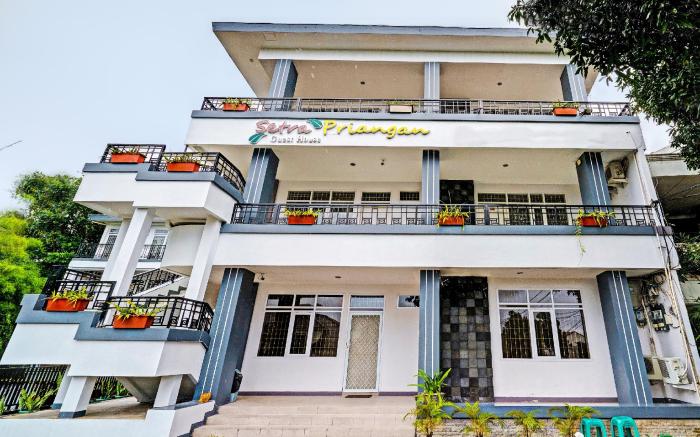 Dancenter Setra Priangan Guest House