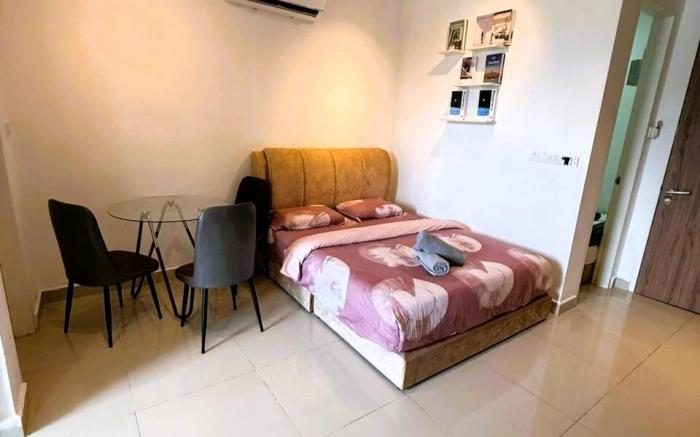 Premium Cityview Studio @The Shore KK C19 NO WIFI