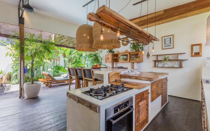 Luxury 3BR Pool Ricefield Villa Ubuntu near Canggu