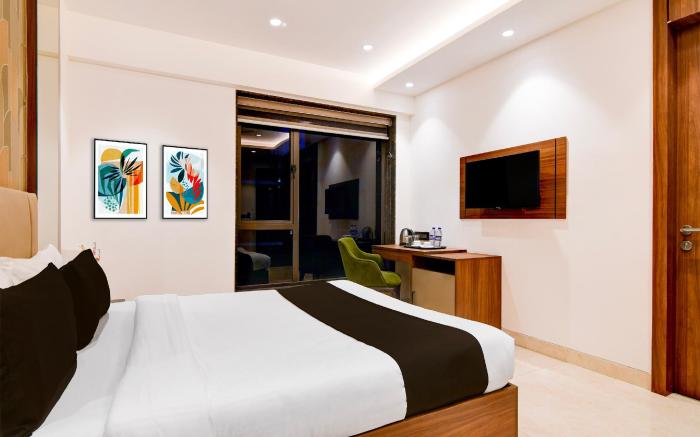 Townhouse Oak DLF Newtown Bus Terminal