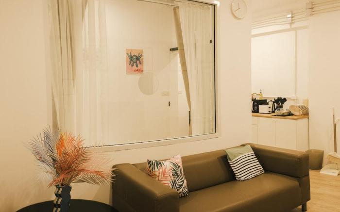 City Silom I King Bed I Sleep 3 I 2 Bedroom