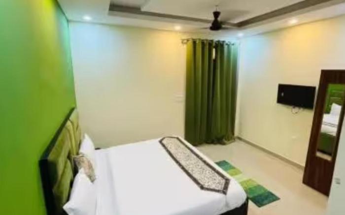 Hotel Z Imperial couple friendly