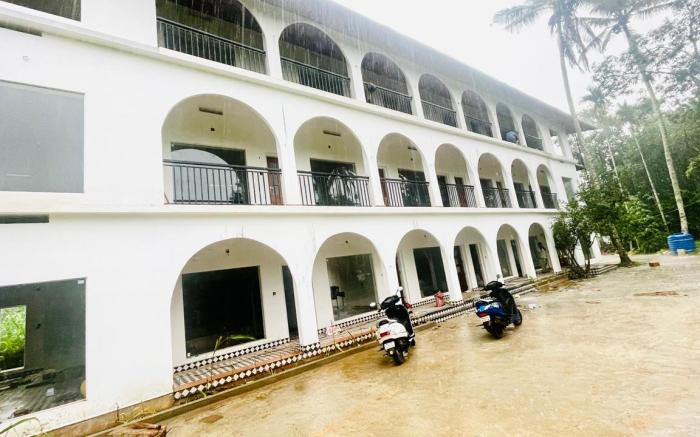 Elephant House The Royal Resorts & Villas